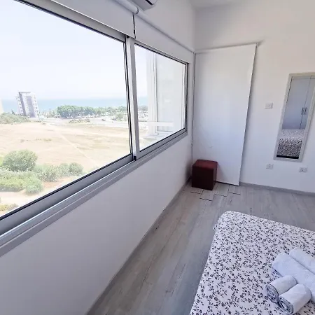 Mackenzie Seaview Paradise Larnaca Exterior photo